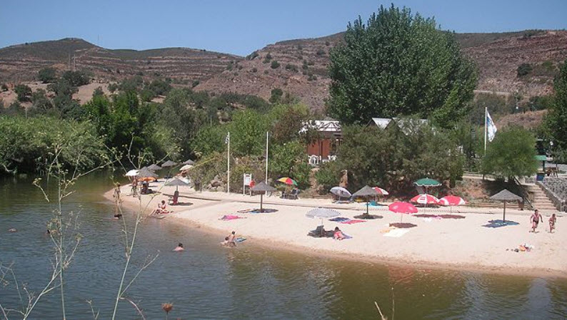 Praia Fluvial do Pego Fundo, Portugal, Portugal